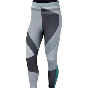 NWT Nike Women's Sculpt Lux High Rise 7/8 Leggings